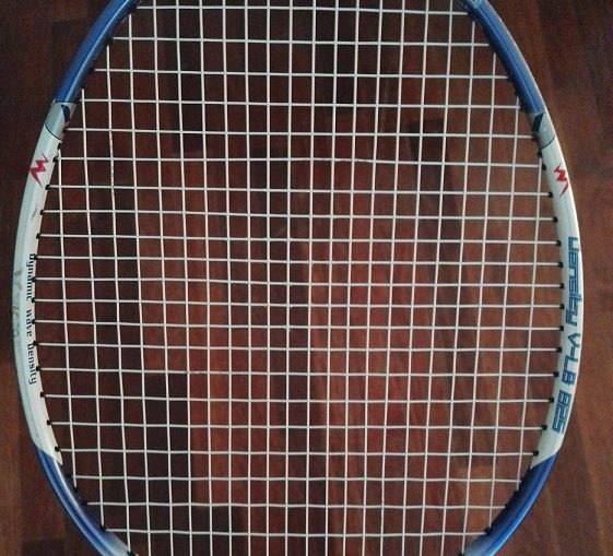 badminton bat string