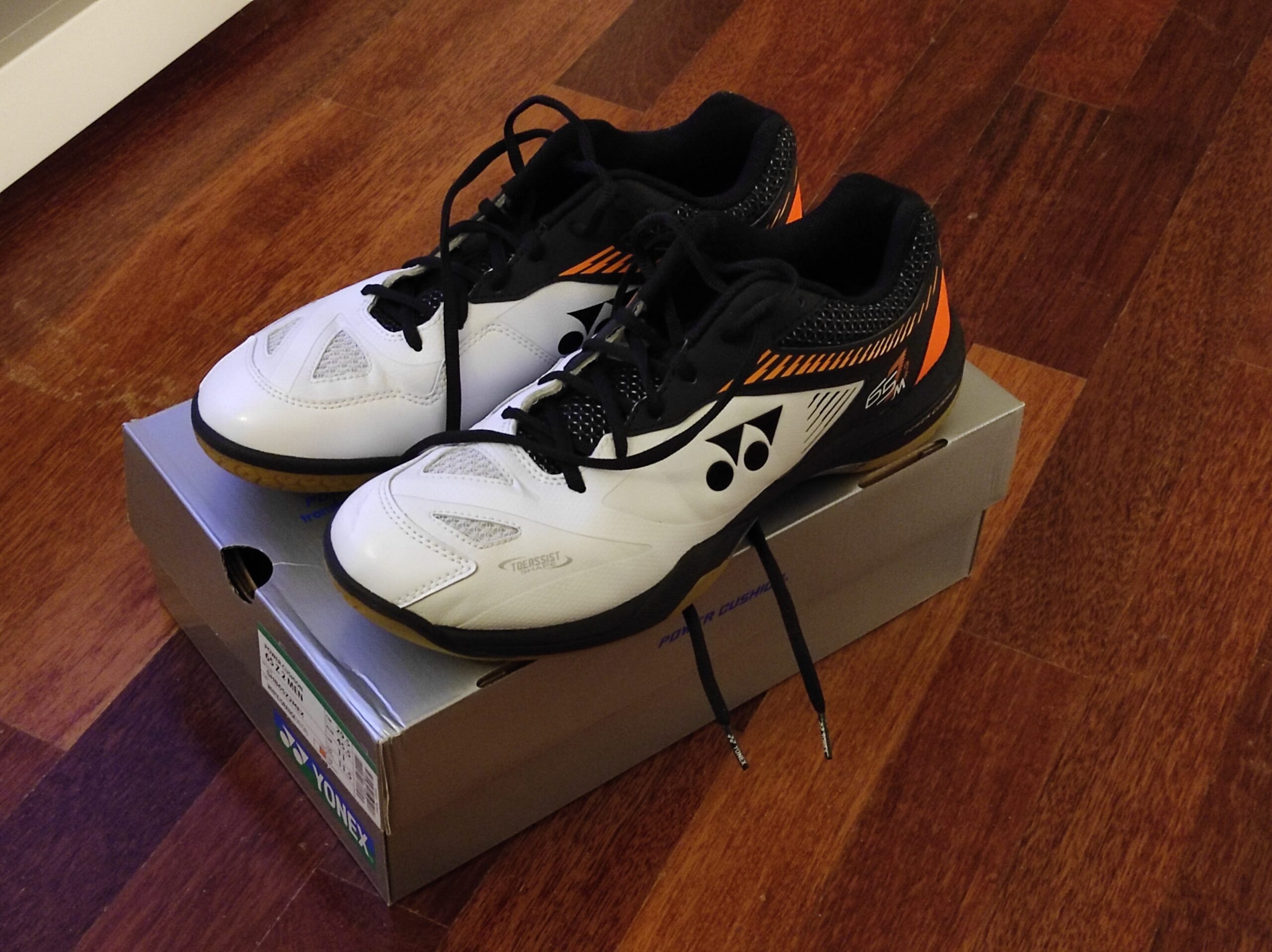 Yonex Power Cushion 65 Z2 Men - Badminton Shoes Review